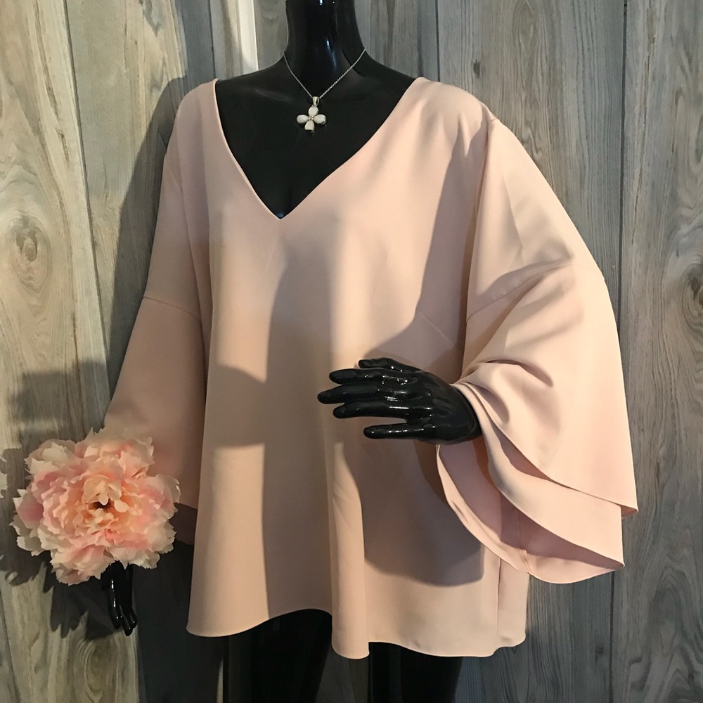 Size 26/28 Plus Lane Bryant Peach Blouse